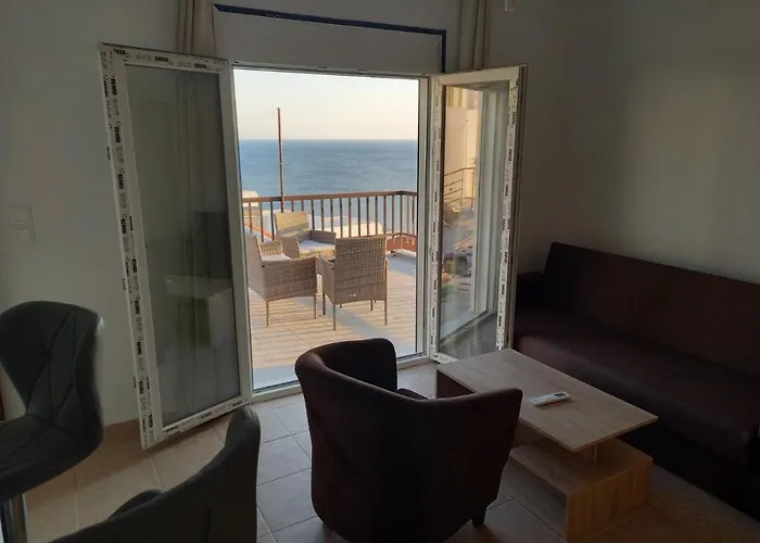 Ampelos Andros Aparthotel 4*